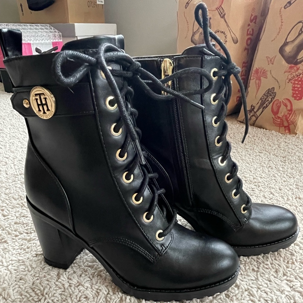 Tommy Hilfiger heeled booties. Brand new w/ tags. Size 5.5.